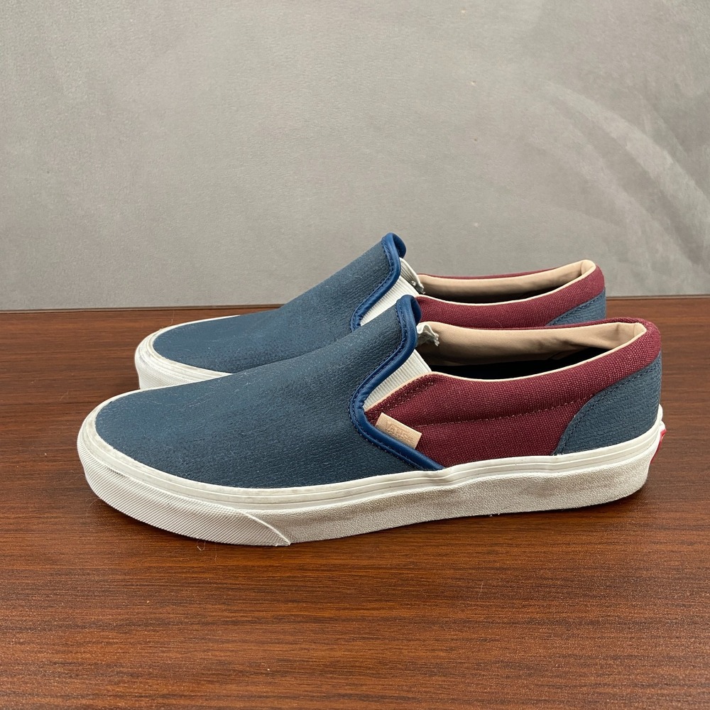 Vans Classic Slip-On Mens 10 Skate Shoes Sailor Blue Red Textured Suede Sneakers